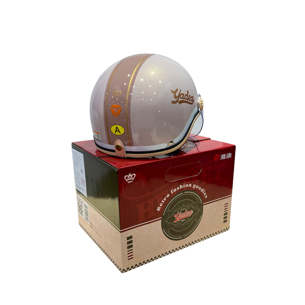 Yadea定制复古时尚头盔“Rouge”